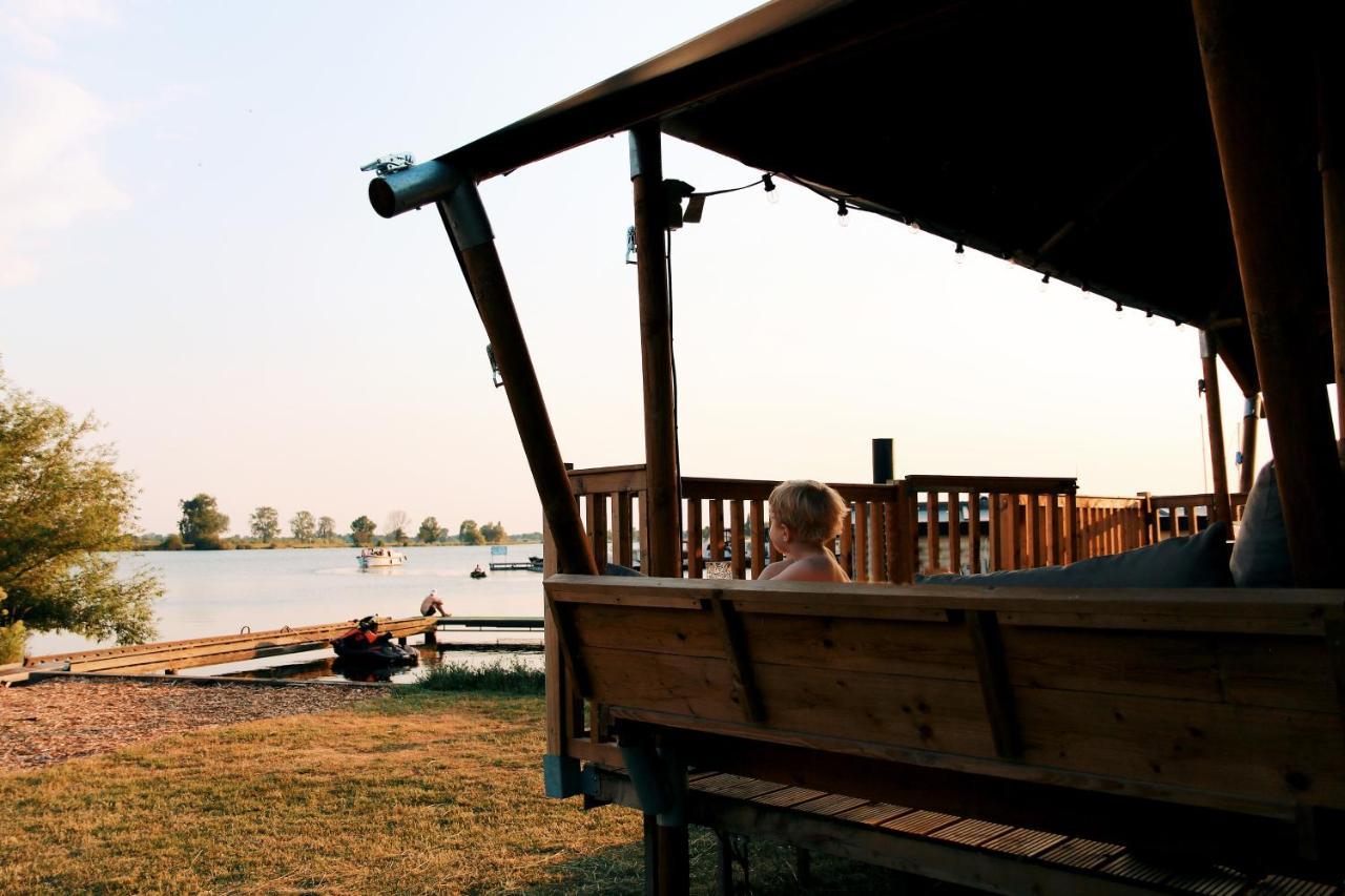 Luxury Lake Lodge Alphen  Eksteriør billede